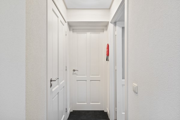 SARTRELAAN 5 EINDHOVEN-40.jpg